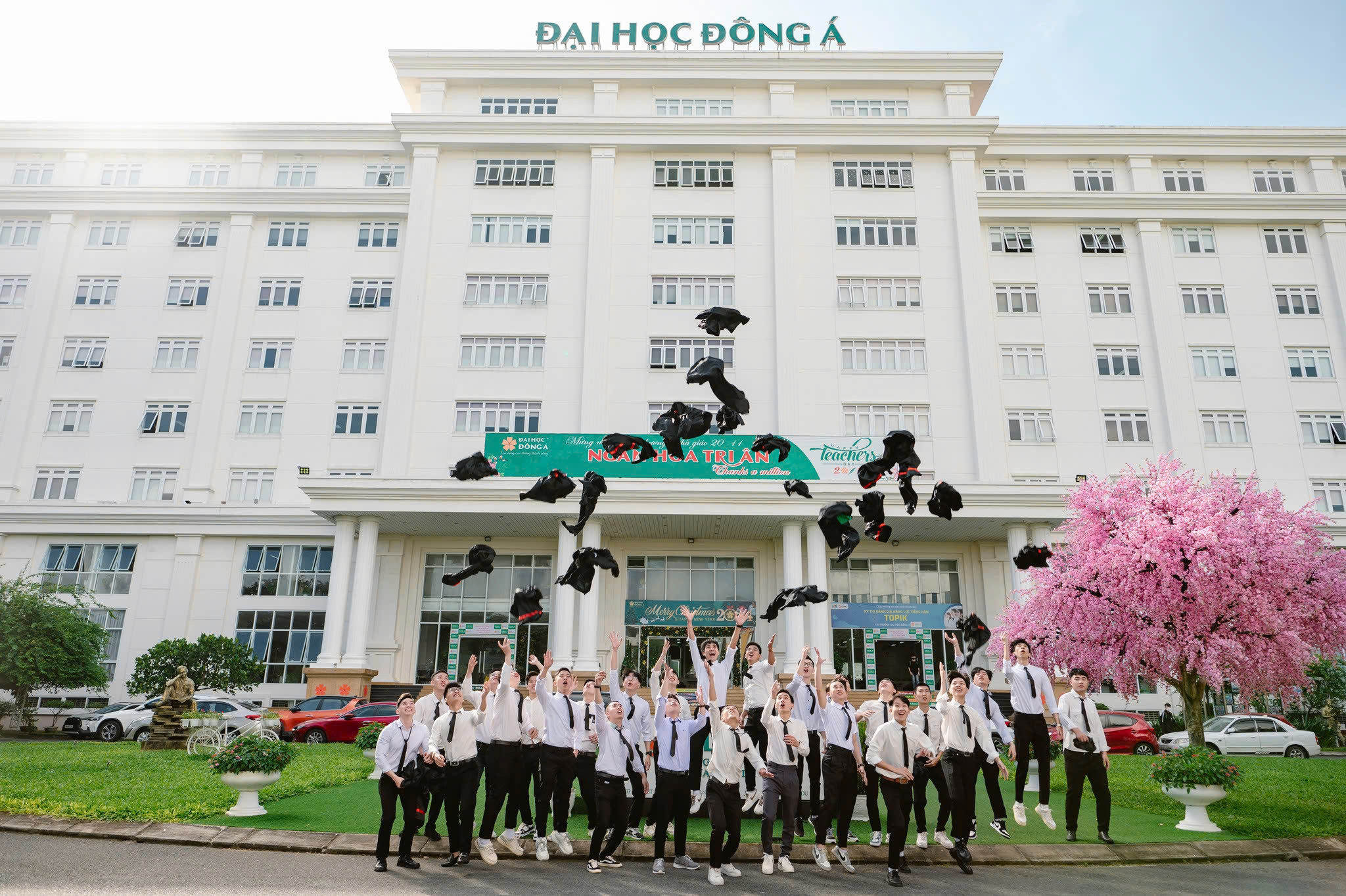 chọn ngành Xây dựng – lựa chọn thông minh cho một tương lai vững chắc, thu nhập cao và cơ hội phát triển toàn cầu