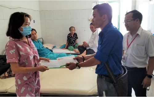 Đại học Đông Á: Hơn 43 triệu đồng “Đồng hành cùng Viên”