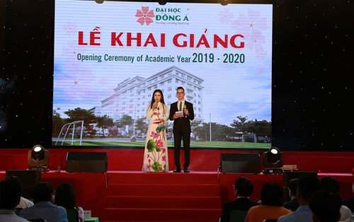 10 tỷ đồng học bổng khuyến tài và khuyến học dành cho tân sinh viên năm 2019