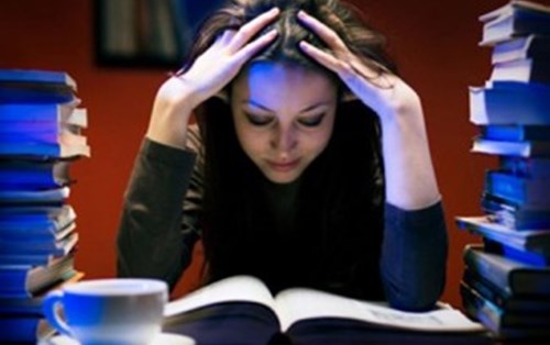 Cách cân bằng trong việc học và việc làm thêm